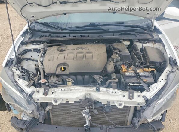 5YFBURHE4KP929702 2019 TOYOTA COROLLA White უკანა სალონის ხედი