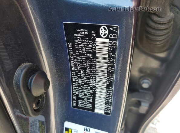 5YFBURHE5HP677192 2017 TOYOTA COROLLA Gray 