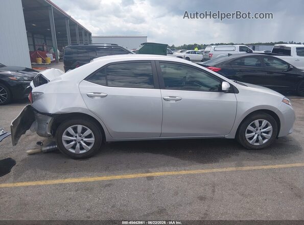 5YFBURHE7GP554282 2016 TOYOTA COROLLA Silver Widok wnętrza z tyłu