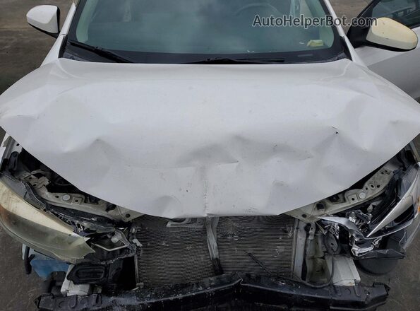5YFBURHE7GP565167 2016 TOYOTA COROLLA White 