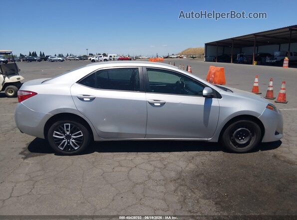 5YFBURHE8HP601367 2017 TOYOTA COROLLA Silver 360 interior view