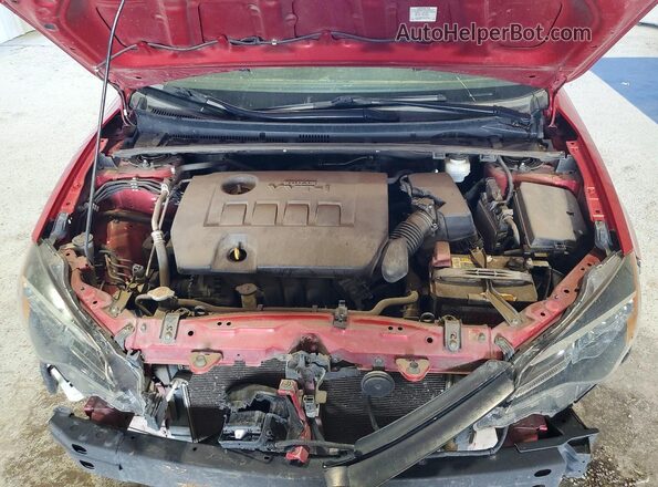 5YFBURHE8KP925541 2019 TOYOTA COROLLA Red Rear interior view