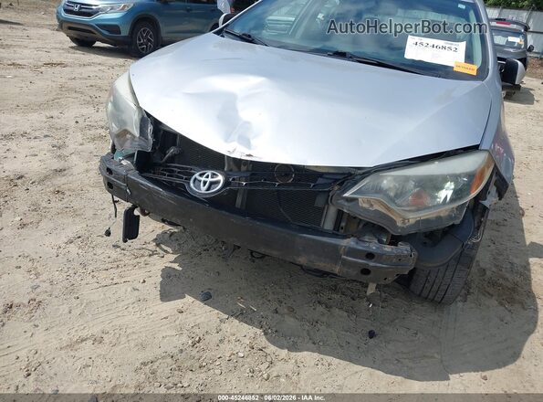 5YFBURHEXGP387044 2016 TOYOTA COROLLA Silver Widok z przodu