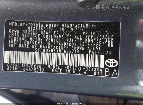 5YFBURHEXHP669749 2017 TOYOTA COROLLA Blue Engine compartment view