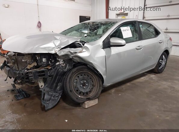 5YFBURHEXJP842563 2018 TOYOTA COROLLA Silver Front left