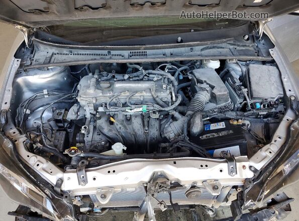 5YFBURHEXKP871207 2019 TOYOTA COROLLA Серебряный Вид задней части салона