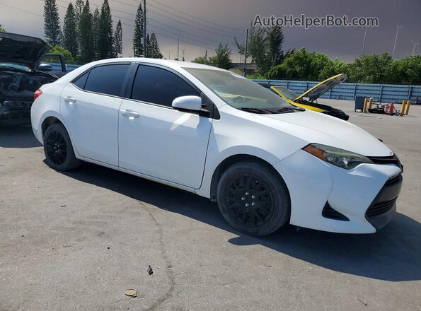 5YFBURHEXKP927193 2019 TOYOTA COROLLA White 
