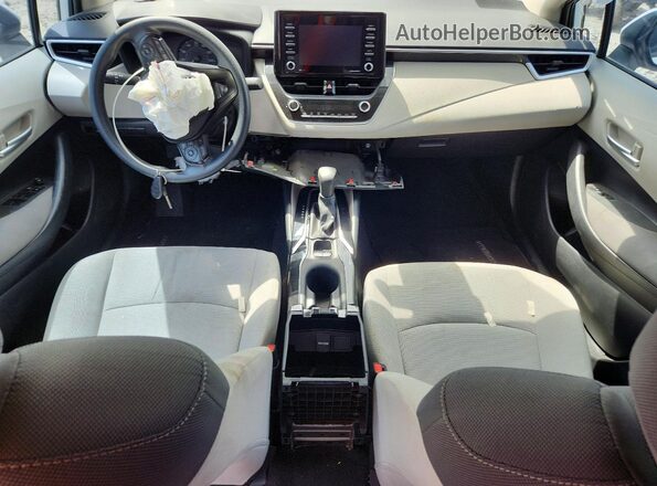 5YFDPMAE8MP190396 2021 TOYOTA COROLLA Белый Вид панели приборов