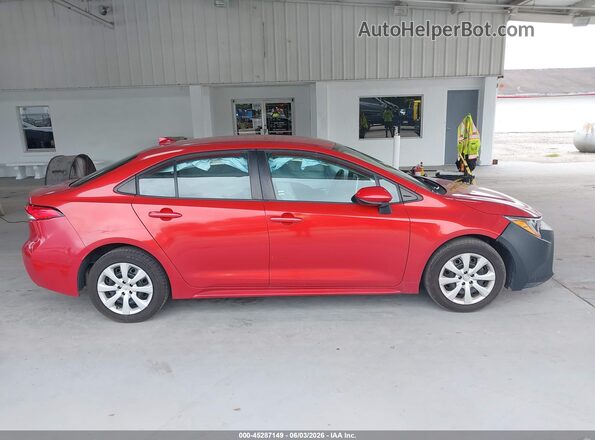 5YFEPMAE0MP215019 2021 TOYOTA COROLLA Red Սալոնի հետևի տեսք