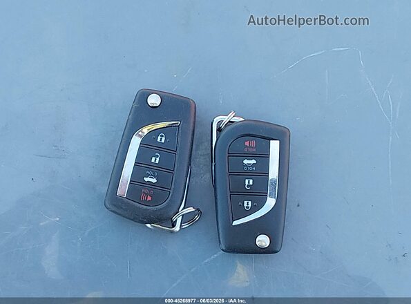 5YFEPMAE0NP309032 2022 TOYOTA COROLLA Silver Առջևի վահանակի տեսք