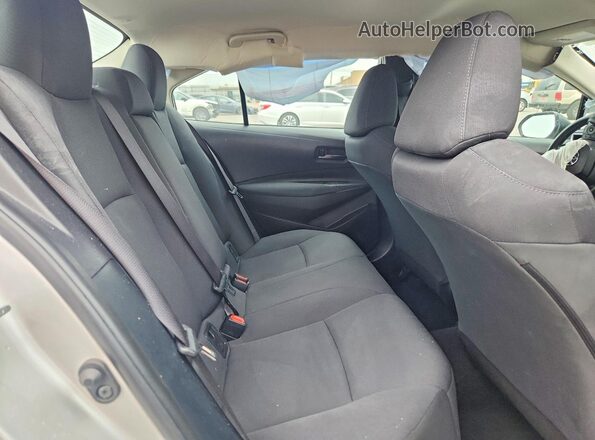 5YFEPMAE0NP357646 2022 TOYOTA COROLLA Silver Rear seats view