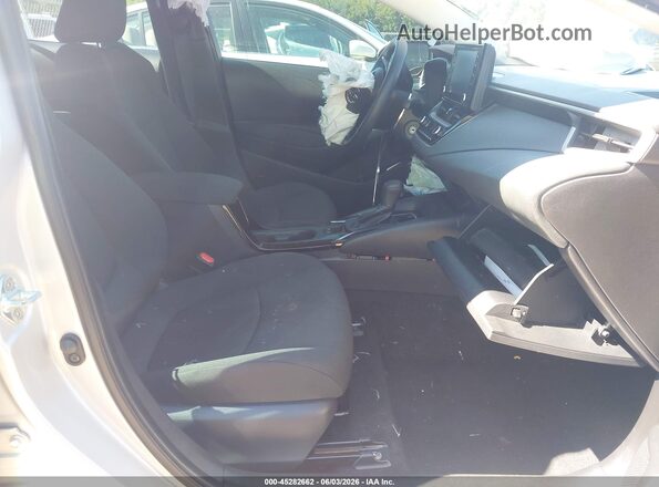 5YFEPMAE0NP368887 2022 TOYOTA COROLLA Silver წინა სალონის ხედი