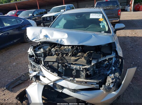 5YFEPMAE1NP358711 2022 TOYOTA COROLLA Silver Widok zestawu wskaźników