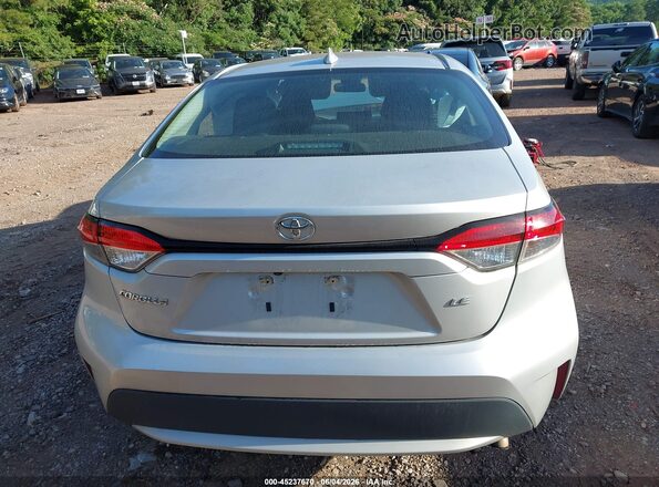 5YFEPMAE1NP358711 2022 TOYOTA COROLLA Silver 