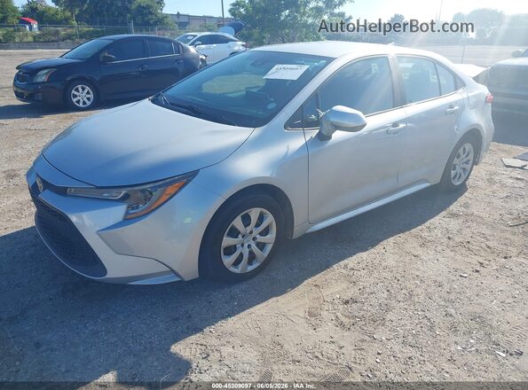 5YFEPMAE2MP202482 2021 TOYOTA COROLLA Silver Przód lewy