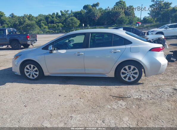 5YFEPMAE2MP202482 2021 TOYOTA COROLLA Silver Widok wnętrza 360 stopni
