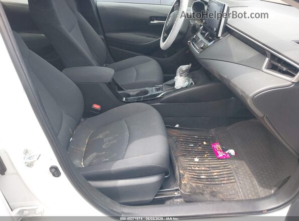 5YFEPMAE2MP224269 2021 TOYOTA COROLLA White Вид салону спереду