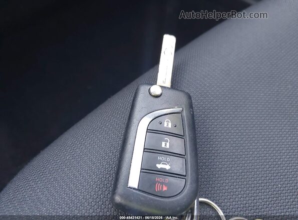 5YFEPMAE2MP257837 2021 TOYOTA COROLLA Red Widok deski rozdzielczej