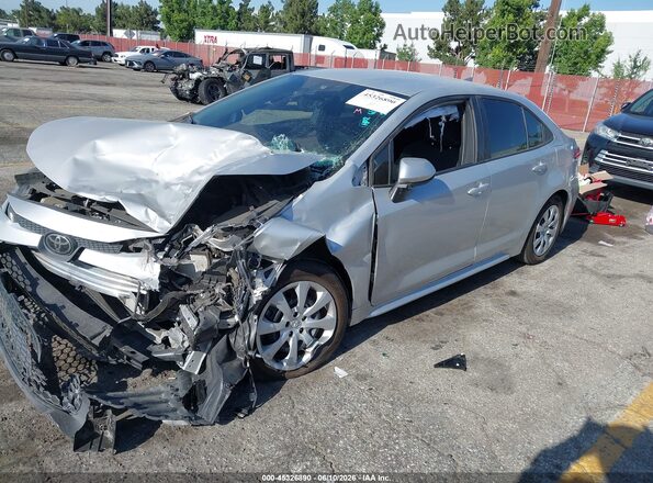 5YFEPMAE2NP325460 2022 TOYOTA COROLLA Silver Передня ліва чверть
