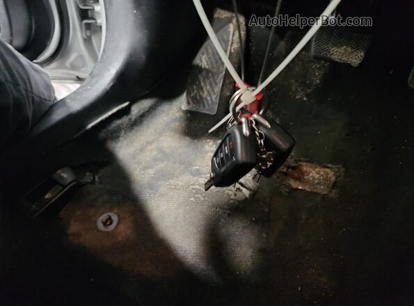 5YFEPMAE2NP339665 2022 TOYOTA COROLLA Silver 