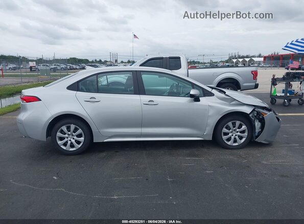 5YFEPMAE3MP209165 2021 TOYOTA COROLLA Серый Вид задней части салона
