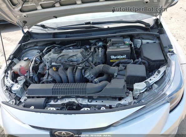 5YFEPMAE3MP218772 2021 TOYOTA COROLLA Silver Вид ззаду