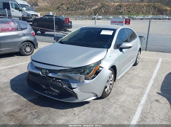 5YFEPMAE4MP162485 2021 TOYOTA COROLLA Silver Առջևի ձախ երեք քառորդ տեսարան