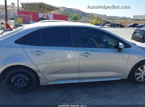 5YFEPMAE4MP162485 2021 TOYOTA COROLLA Silver 