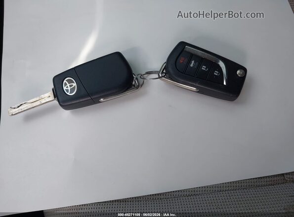 5YFEPMAE4MP206968 2021 TOYOTA COROLLA Бежевый Вид панели приборов