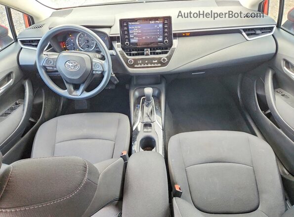 5YFEPMAE4MP239064 2021 TOYOTA COROLLA Red Առջևի վահանակի տեսք