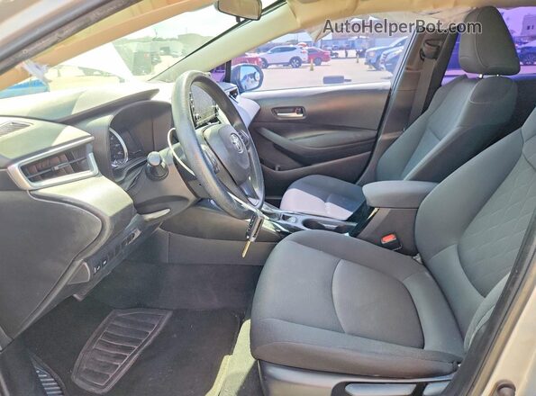 5YFEPMAE4MP248959 2021 TOYOTA COROLLA Silver Вид салону спереду
