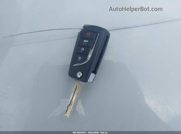 5YFEPMAE4MP252090 2021 TOYOTA COROLLA White Widok deski rozdzielczej