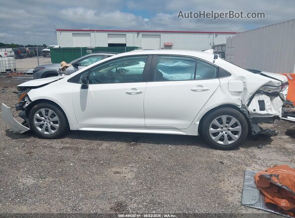 5YFEPMAE4MP252090 2021 TOYOTA COROLLA White 