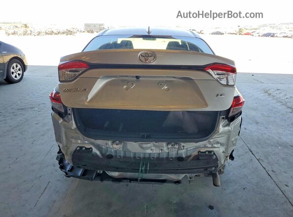 5YFEPMAE4NP308028 2022 TOYOTA COROLLA Silver Rear view