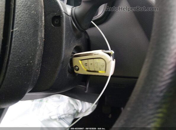 5YFEPMAE4NP330434 2022 TOYOTA COROLLA White Widok deski rozdzielczej
