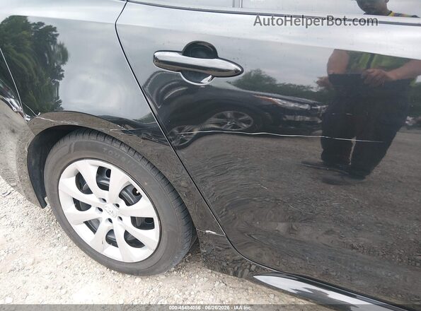 5YFEPMAE4NP374627 2022 TOYOTA COROLLA Black 