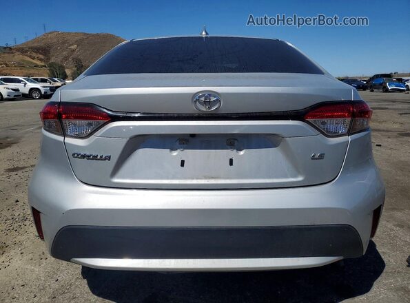 5YFEPMAE5NP304067 2022 TOYOTA COROLLA Silver 