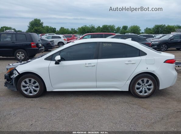 5YFEPMAE7NP275705 2022 TOYOTA COROLLA Белый 