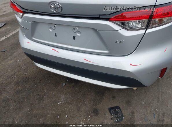 5YFEPMAE7NP326846 2022 TOYOTA COROLLA Silver წინა ხედი