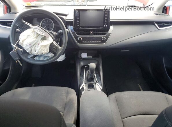 5YFEPMAE8MP148461 2021 TOYOTA COROLLA Red Vista del salpicadero