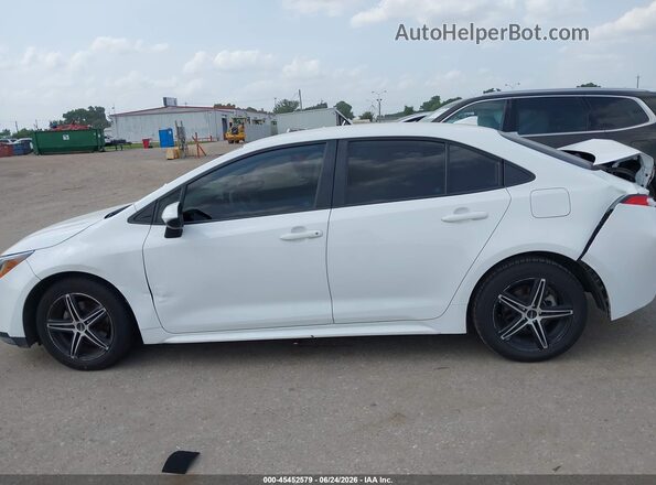 5YFEPMAE8NP326189 2022 TOYOTA COROLLA White Սալոնի 360 աստիճան տեսք