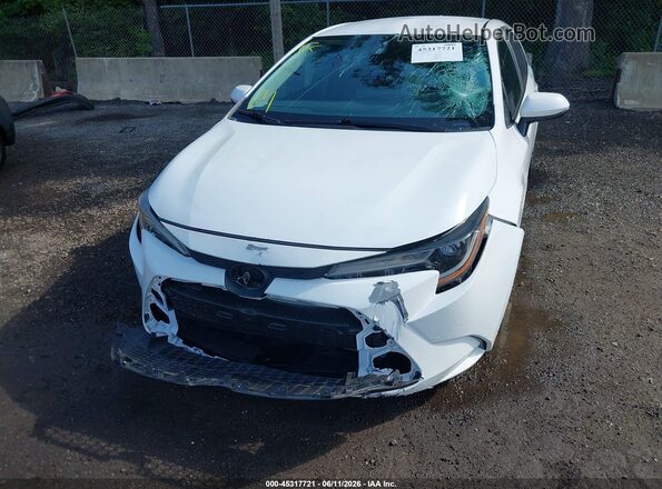 5YFEPMAE8NP331229 2022 TOYOTA COROLLA White Widok z przodu