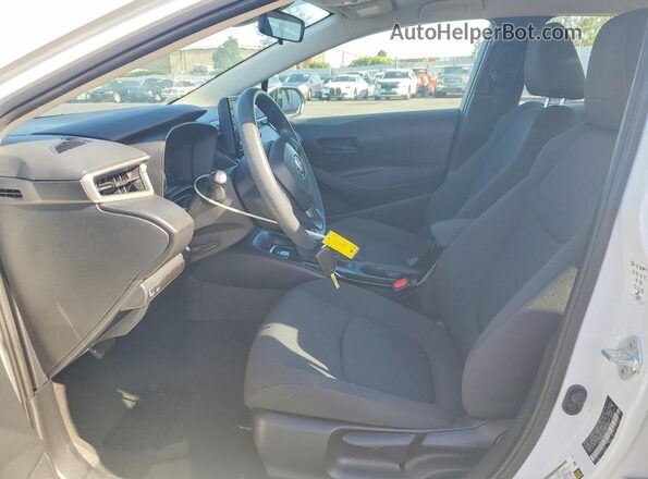 5YFEPMAE8NP341579 2022 TOYOTA COROLLA White 