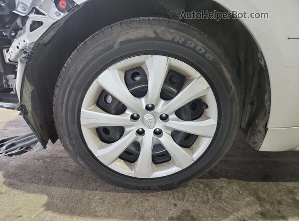 5YFEPMAE8NP353490 2022 TOYOTA COROLLA Silver 