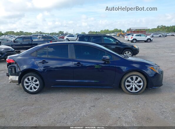 5YFEPMAE8NP379197 2022 TOYOTA COROLLA Dark Blue Вид задней части салона
