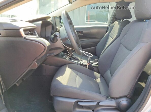 5YFEPMAE8NP391785 2022 TOYOTA COROLLA Silver Вид салону спереду