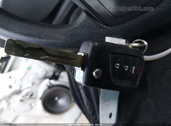 5YFEPMAE9MP152163 2021 TOYOTA COROLLA Silver Dashboard view