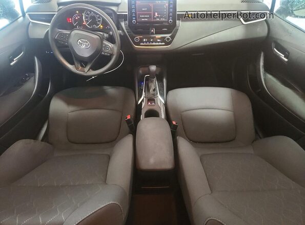 5YFEPMAE9MP165138 2021 TOYOTA COROLLA Серебряный Вид панели приборов