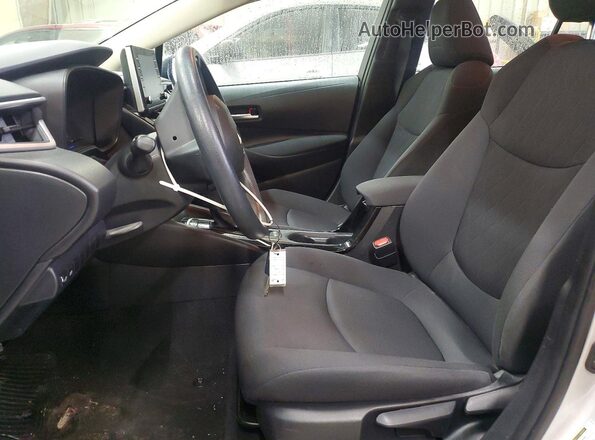 5YFEPMAEXMP245046 2021 TOYOTA COROLLA Silver Սալոնի դիմացի տեսք
