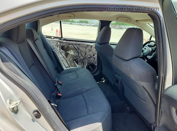 5YFEPRAE4LP040172 2020 TOYOTA COROLLA Серебряный Вид задних сидений